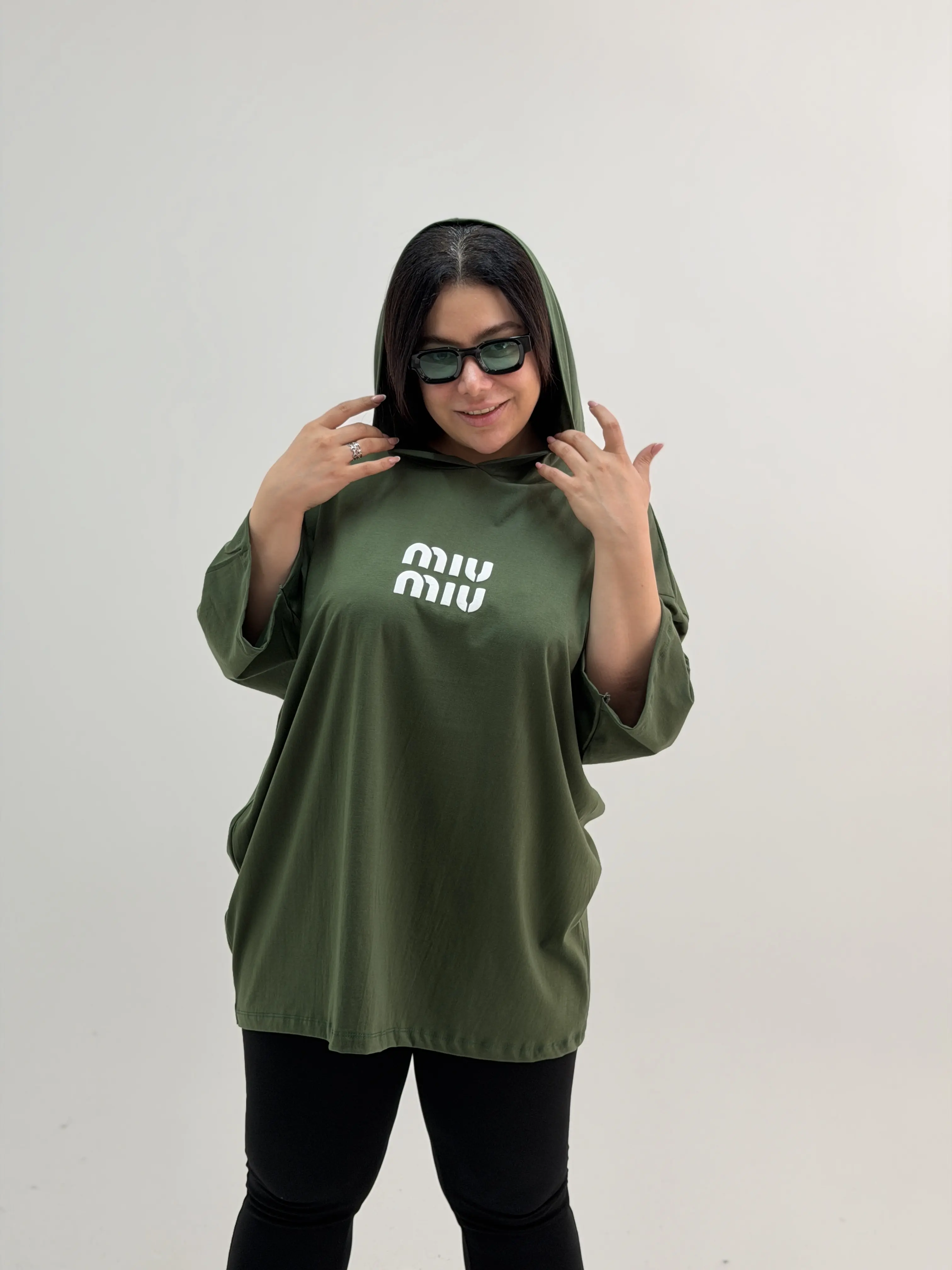 تیشرت سایزبزرگ کلاهدار miu miu